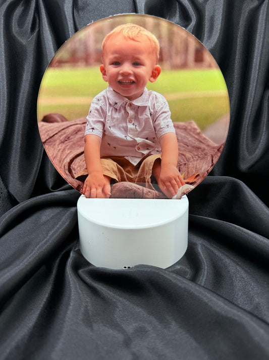 Custom Photo Lamp: Light Up Your Memories